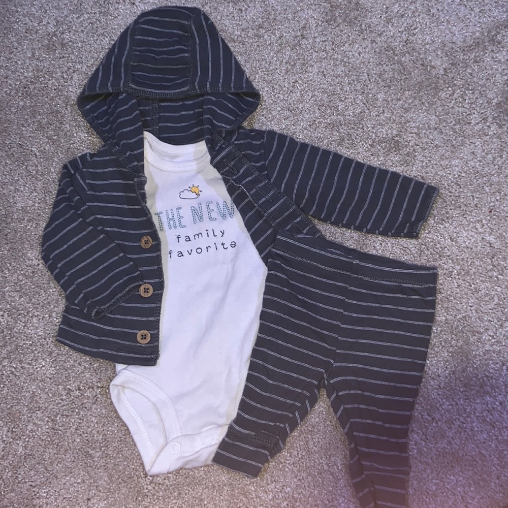 Carter’s 3 Pc Set Outfit | Size Newborn